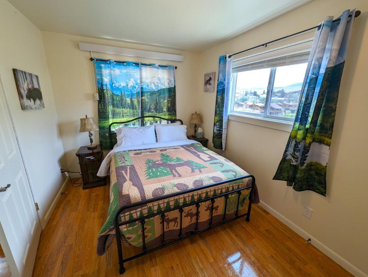 Yellowstone Treasure Guesthouses On The River การ์ดีเนอร์ ภายนอก รูปภาพ