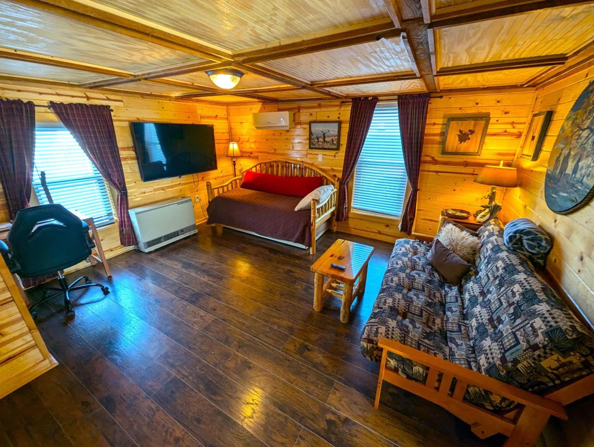 Yellowstone Treasure Guesthouses On The River การ์ดีเนอร์ ภายนอก รูปภาพ