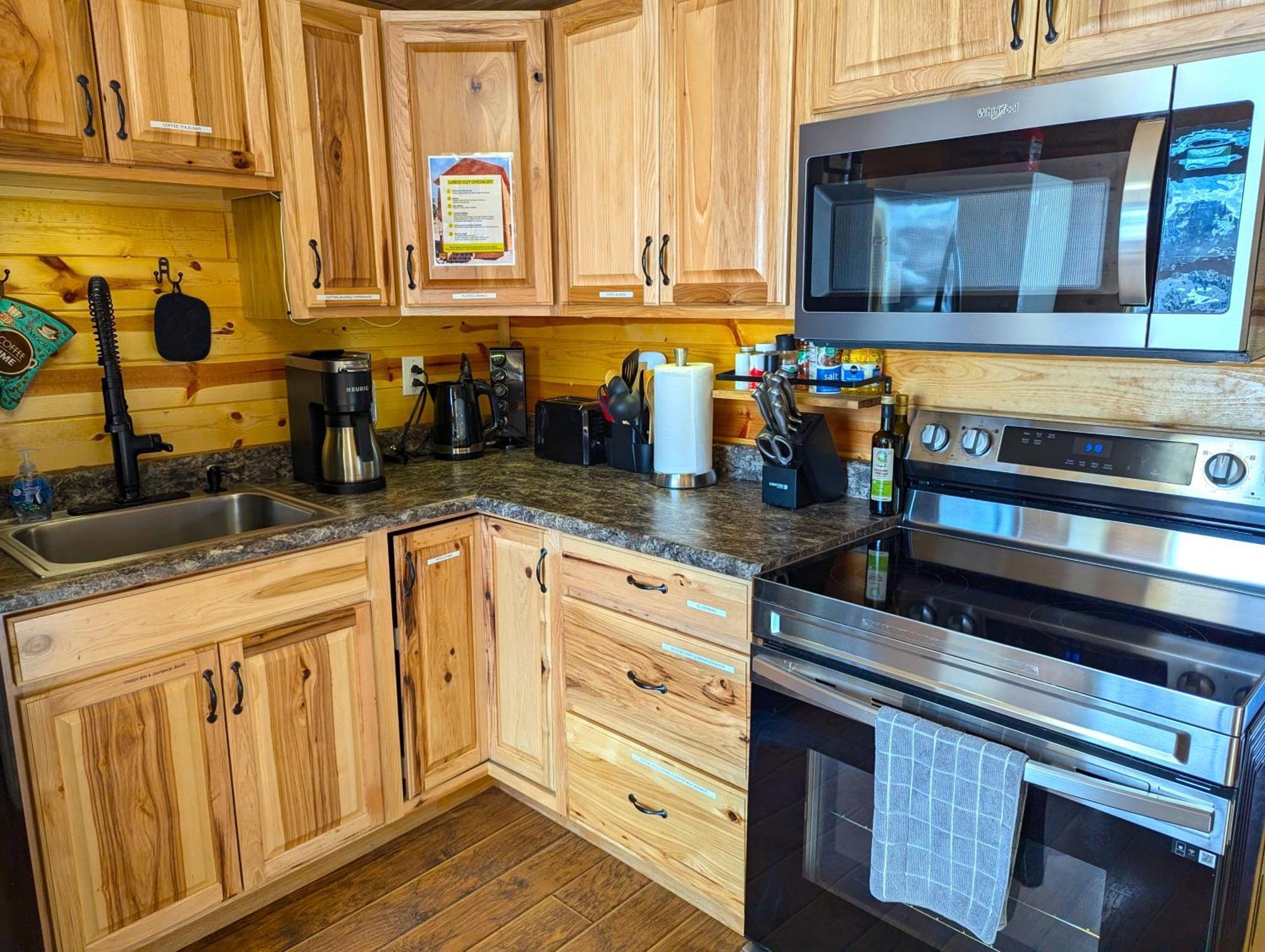 Yellowstone Treasure Guesthouses On The River การ์ดีเนอร์ ภายนอก รูปภาพ