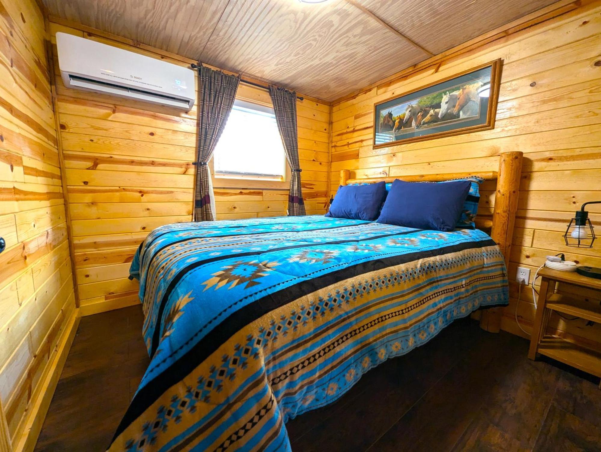 Yellowstone Treasure Guesthouses On The River การ์ดีเนอร์ ภายนอก รูปภาพ